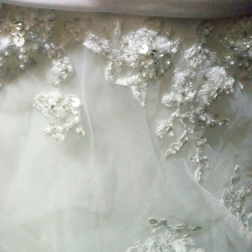 Alfred Angelo Wedding Dress - Picture 2 of 7